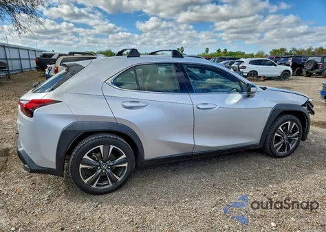 2019 Lexus Ux 200 z USA, uszkodzony, nr VIN JTHY3JBHXK2019342